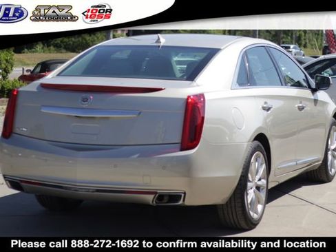 Used 2014 Cadillac XTS Luxury w/ Driver Awareness Package FWD image 7