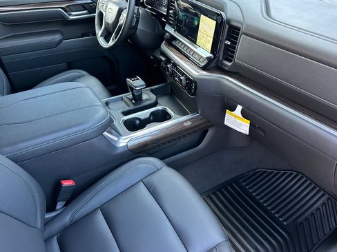 New 2026 Chevrolet Silverado 1500 LT w/ Safety Package AWD/4WD image 15