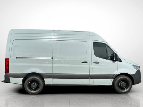 New 2025 Mercedes-Benz Sprinter 2500 image 26