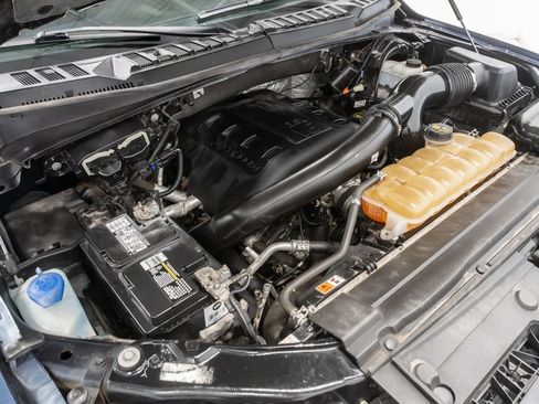 Used 2015 Ford F150 XLT AWD/4WD image 4