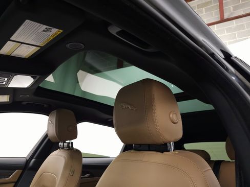 Used 2023 Jaguar F-PACE S image 18