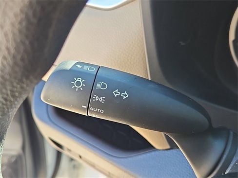 Used 2024 Toyota RAV4 XLE image 24