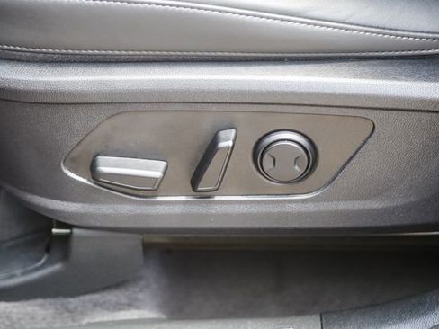 Certified 2024 Kia Sorento S w/ Panoramic Sunroof Package FWD image 24