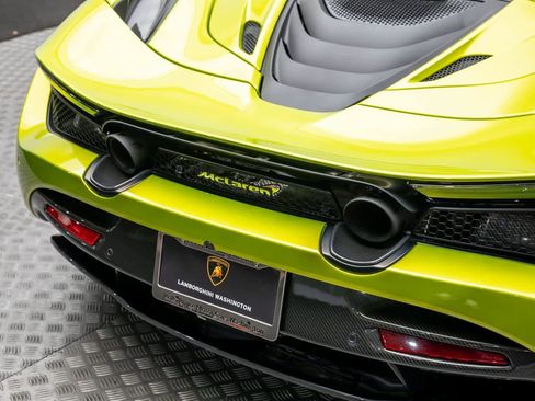 Used 2023 McLaren 720S Performance image 9