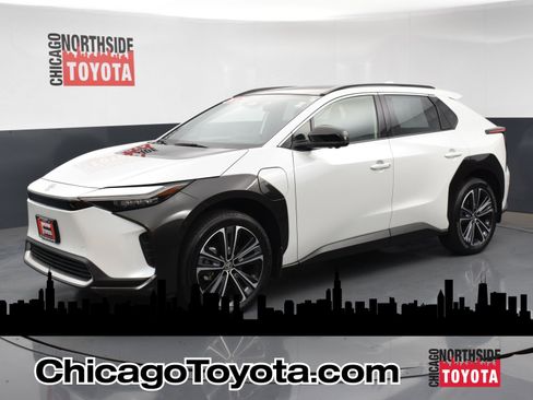 Used 2024 Toyota bZ4X Limited image 1
