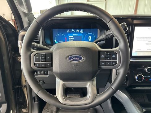 New 2026 Ford F250 Lariat w/ Chrome Package image 9