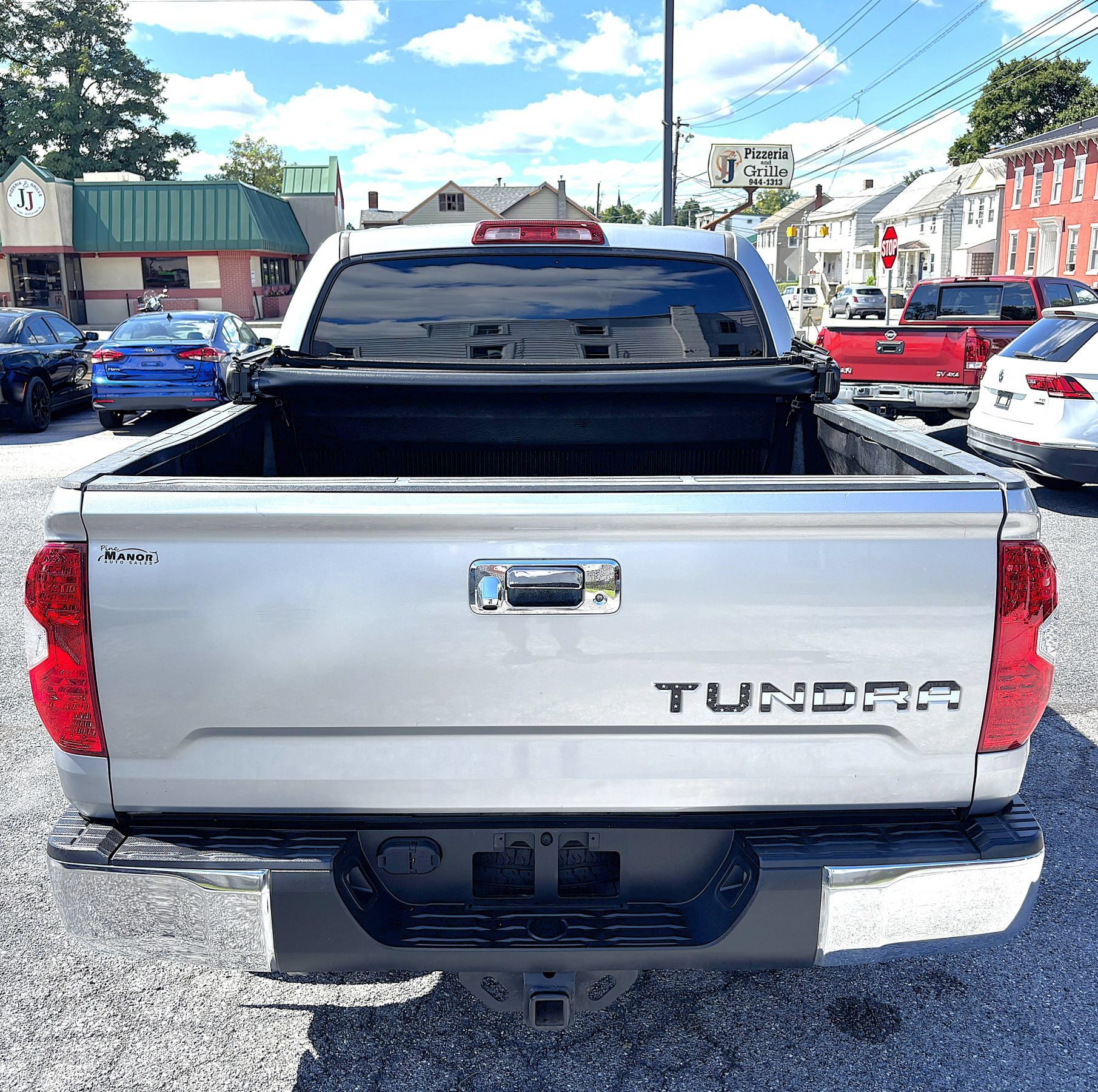 Used 2014 Toyota Tundra SR5 w/ TRD Off Road Package AWD/4WD image 32