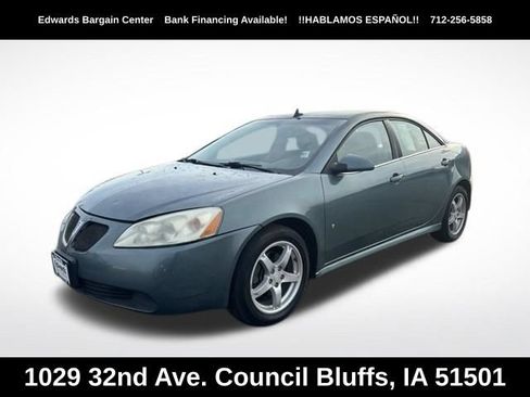 Used 2009 Pontiac G6 Sedan w/ Sport Package 2 FWD image 3
