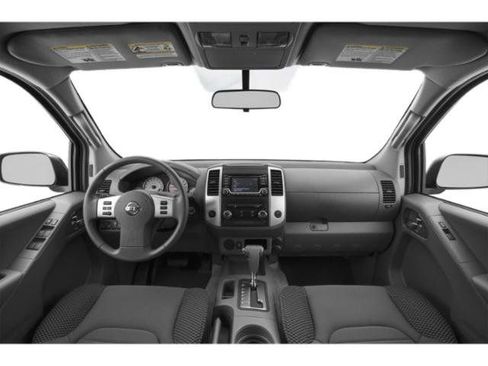 Used 2015 Nissan Frontier Desert Runner RWD image 12