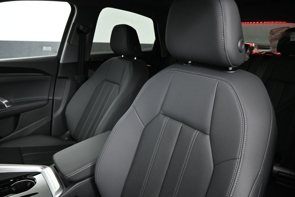 New 2026 Audi Q5 Premium Plus AWD/4WD image 8