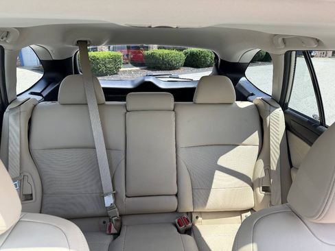 Used 2017 Subaru Outback 2.5i Limited AWD/4WD image 19