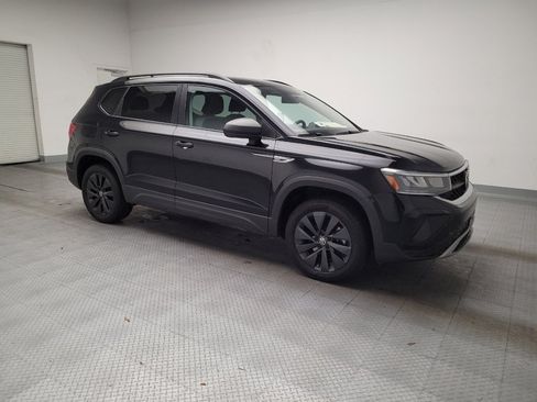 Used 2022 Volkswagen Taos S FWD image 11