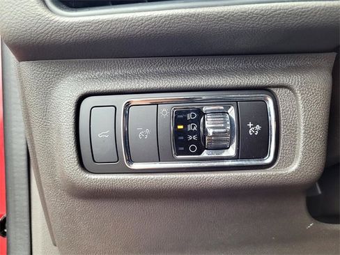 Certified 2023 Lincoln Corsair FWD image 19