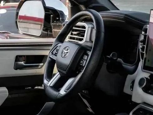Used 2024 Toyota Tundra Capstone AWD/4WD image 21