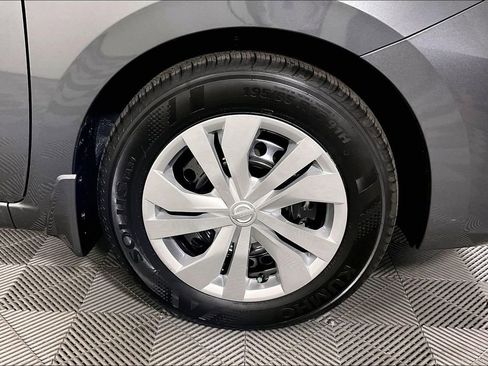 New 2025 Nissan Versa S w/ Trunk Package image 16