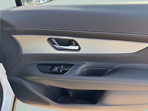 New 2025 Nissan Murano SL image 24