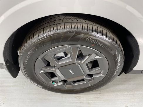 New 2026 Kia Carnival SX image 10