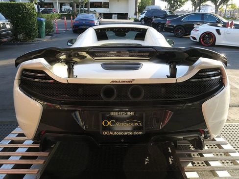 Used 2015 McLaren 650S Spider RWD image 8