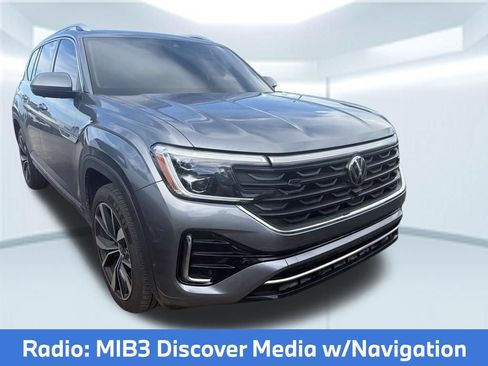Used 2024 Volkswagen Atlas SEL Premium R-Line AWD/4WD image 4