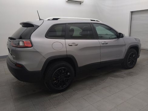 Used 2020 Jeep Cherokee Latitude image 10