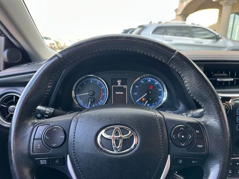 Used 2019 Toyota Corolla SE image 15
