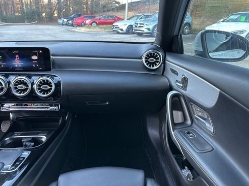 Used 2020 Mercedes-Benz A 220 image 14