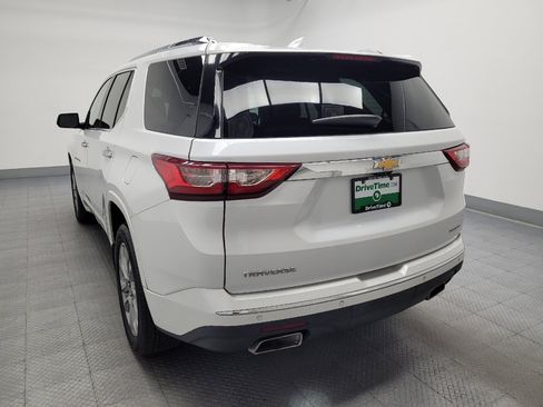 Used 2019 Chevrolet Traverse Premier w/ Driver Confidence II Package FWD image 6