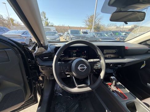 New 2026 Nissan Kicks SR w/ SR Premium Package AWD/4WD image 14