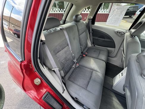Used 2006 Chrysler PT Cruiser Touring FWD image 38