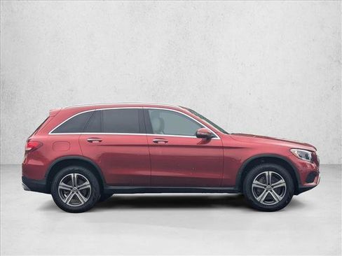 Used 2018 Mercedes-Benz GLC 300 image 4