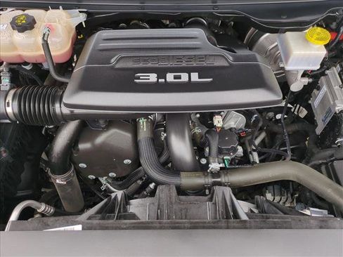 Used 2023 RAM 1500 Laramie image 22