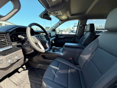 New 2026 GMC Sierra 1500 SLT AWD/4WD image 7