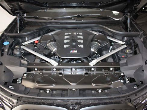 New 2026 BMW X7 M60i AWD/4WD image 23