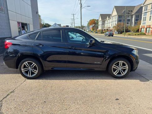 Used 2018 BMW X6 w/ Sports Activity Package image 8