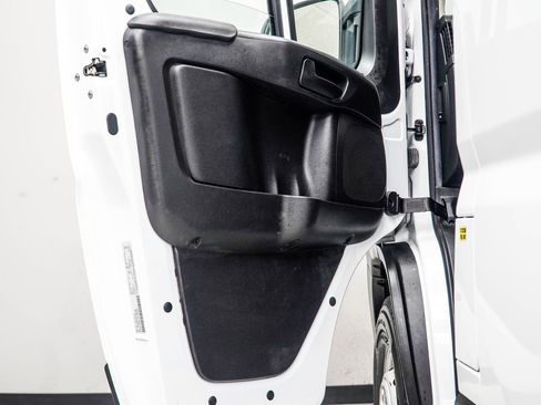 Used 2023 RAM ProMaster 2500 FWD image 30