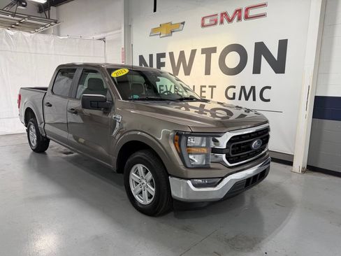 Used 2023 Ford F150 XLT RWD image 2
