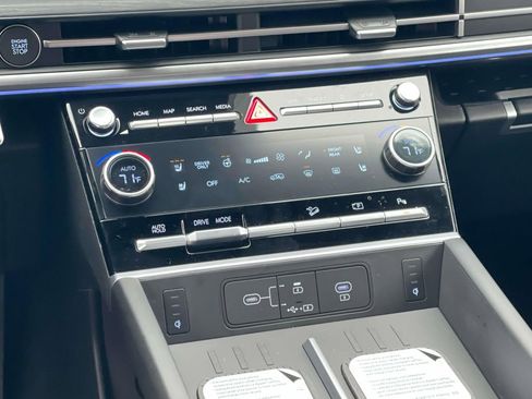 New 2026 Hyundai Santa Fe Limited FWD image 24