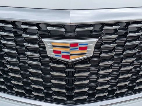 New 2026 Cadillac XT5 Premium Luxury w/ Driver Assist Package FWD image 10