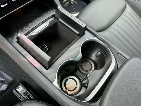 New 2024 Maserati Grecale GT image 37