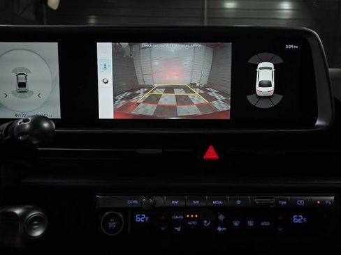 Used 2024 Hyundai Ioniq 6 SE image 25