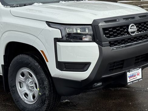 New 2026 Nissan Frontier S image 3
