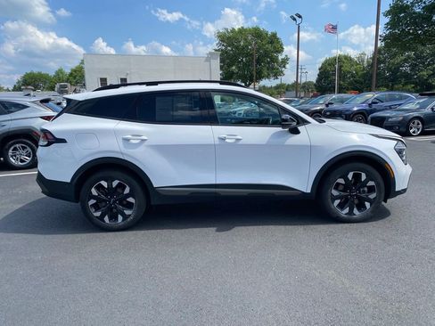 Used 2024 Kia Sportage X-Line AWD/4WD image 2