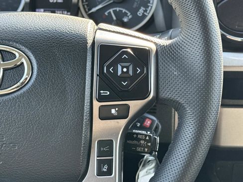 Used 2023 Toyota Tacoma SR5 w/ SR5 Appearance Package image 7