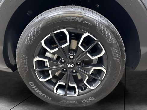 Used 2024 Hyundai Santa Cruz SE image 29