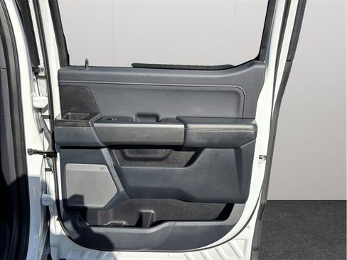 Used 2022 Ford F150 XLT w/ Equipment Group 302A High image 38