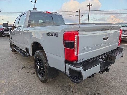 Used 2024 Ford F250 Lariat w/ Lariat Ultimate Package image 4