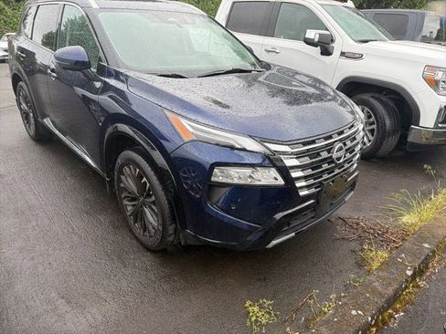 Used 2024 Nissan Rogue Platinum AWD/4WD image 1