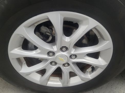 Used 2019 Chevrolet Equinox LS w/ LS Convenience Package FWD image 31