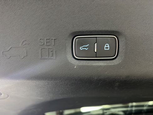 Used 2025 Ford Expedition Max Platinum w/ Stealth Appearance Package AWD/4WD image 31
