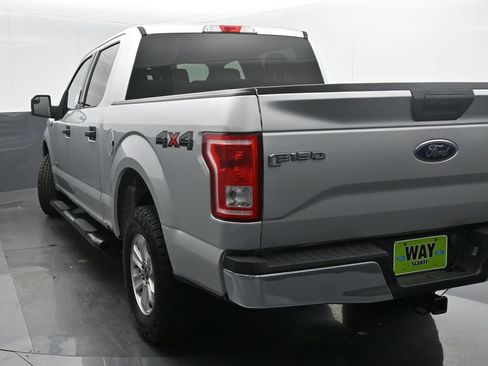 Used 2017 Ford F150 XLT image 4